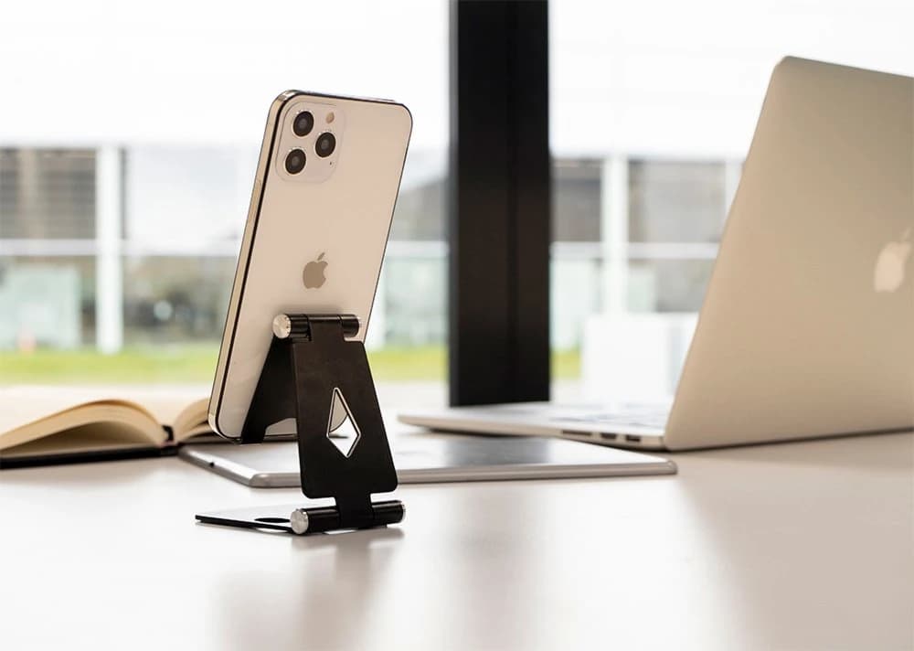 Mobiparts Phone Stand met antislip dopjes