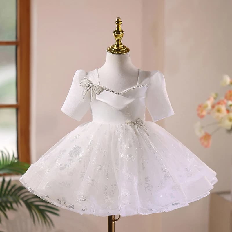 Witte meisjes avondjurk met prinsessenstijl